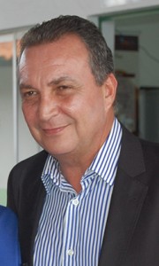 Luis Fernando é candidato governista